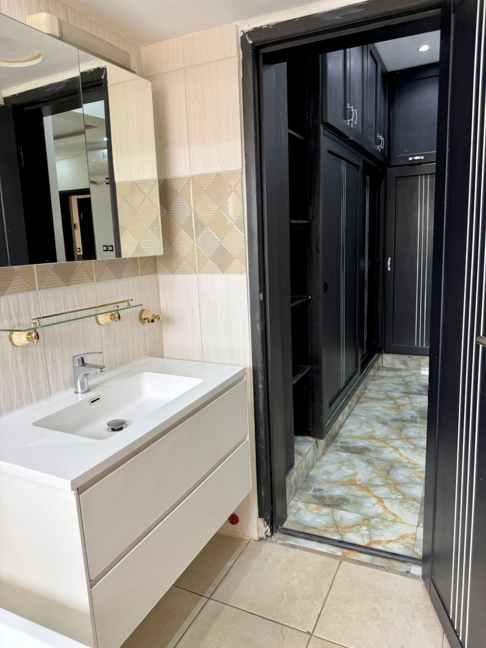 Appartement 4&egrave;me &eacute;tage - Chambre